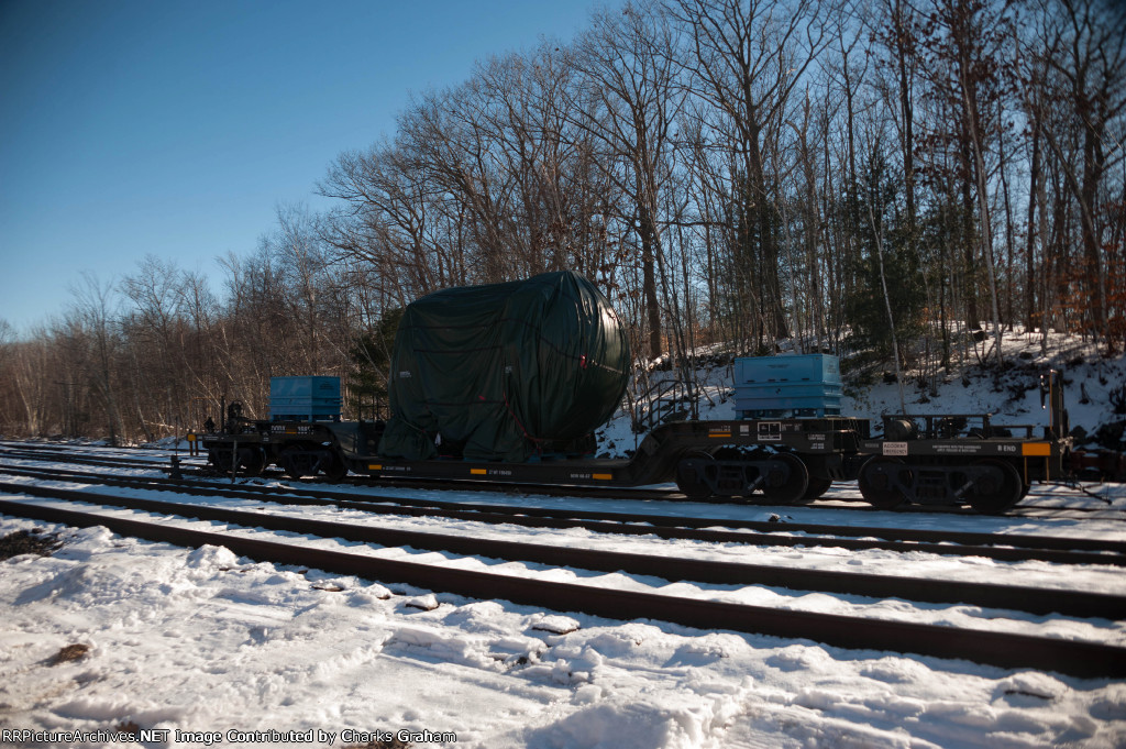 Mysterious DOD owned flatcar.